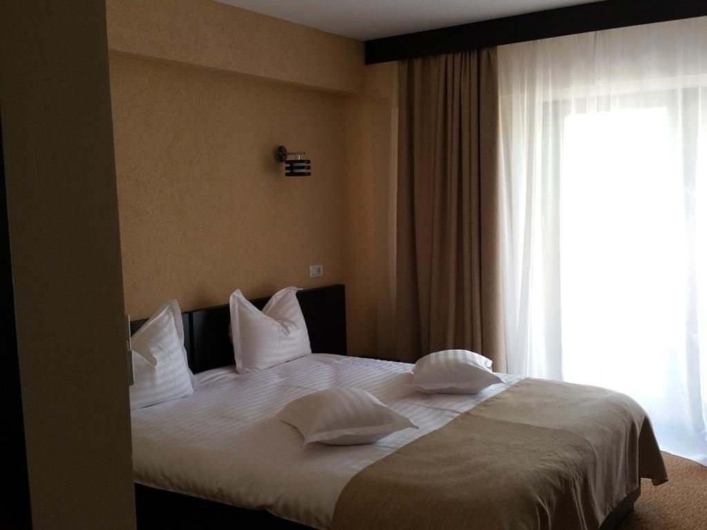 Pensiunea Berna Bacau Phòng bức ảnh